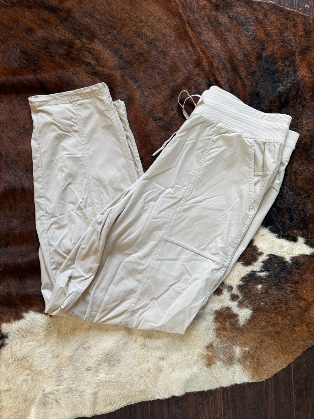 Avia Cream Women's Pull-On Track Joggers